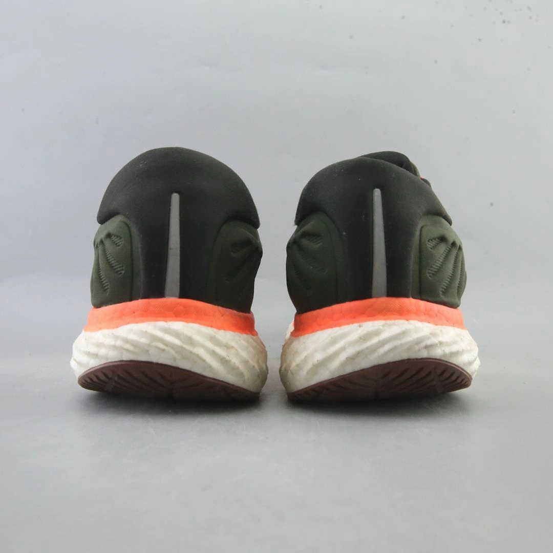 SAUCONY TRIUMPH 17 Saucony casual footwear looks