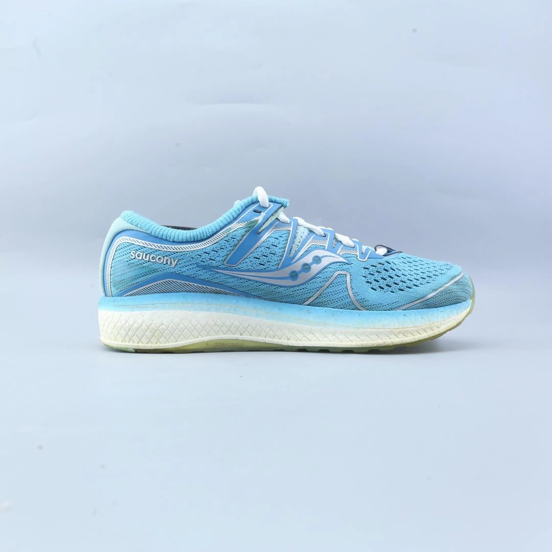 SAUCONY TRIUMPH ISO 5 Saucony sport shoe imagery