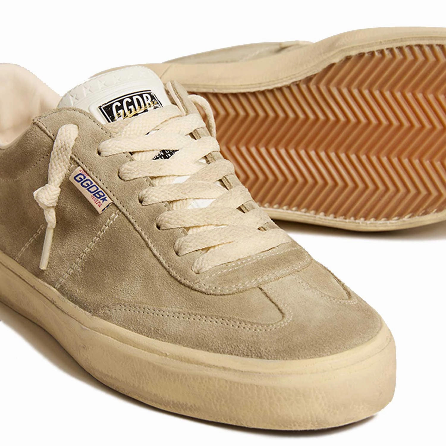 Soul Star Sneaker Golden Goose distressed luxury sneakers