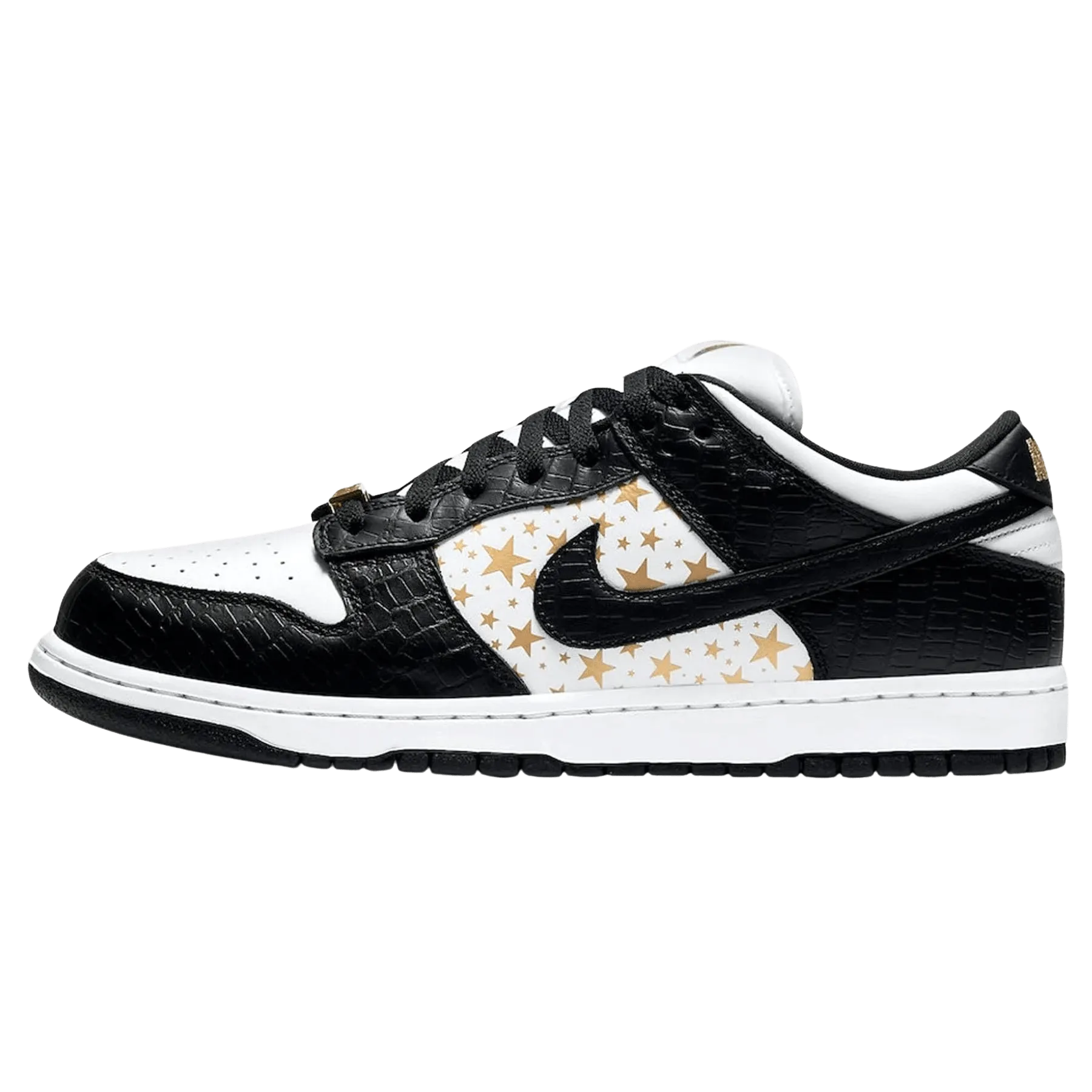 Supreme x Nike Dunk Low OG SB QS 'Black' Nike Dunk casual shoes with iconic low-top shape