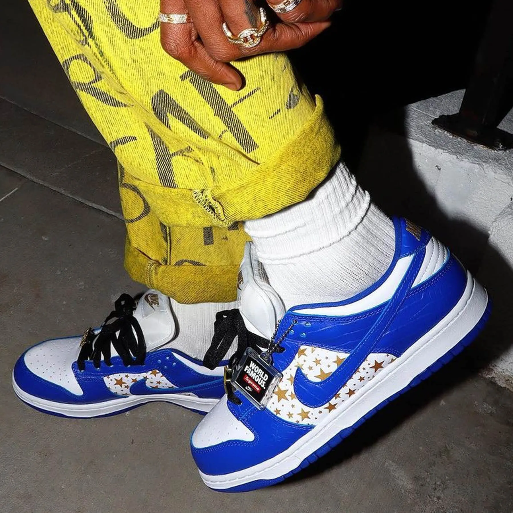 Supreme x Nike Dunk Low OG SB QS 'Hyper Royal' Nike Dunk stylish shoes