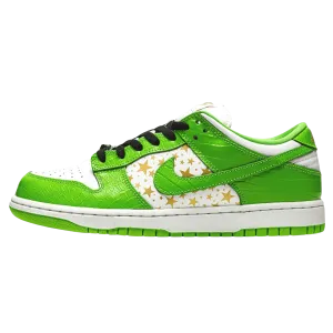 Supreme x Nike Dunk Low OG SB QS 'Mean Green' Nike Dunk casual shoes with iconic low-top shape