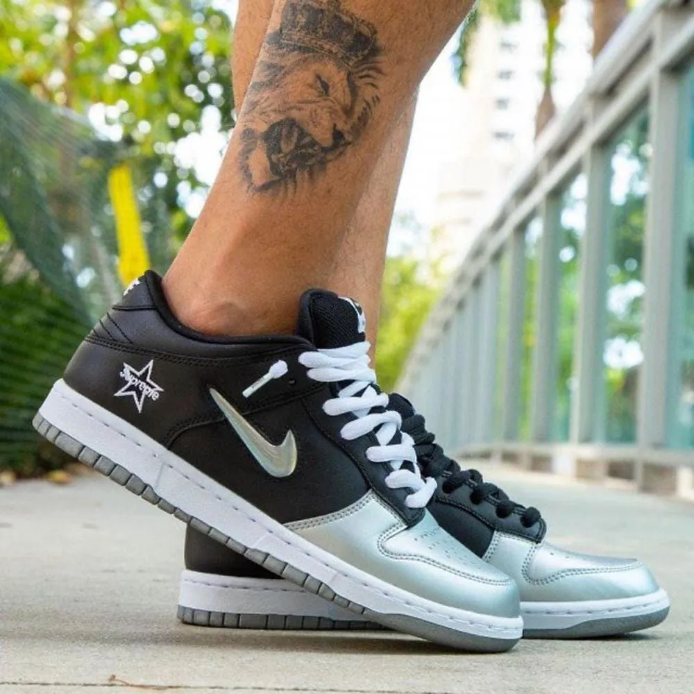 Supreme x Nike Dunk SB Low QS 'Metallic Silver' Nike Dunk stylish shoes