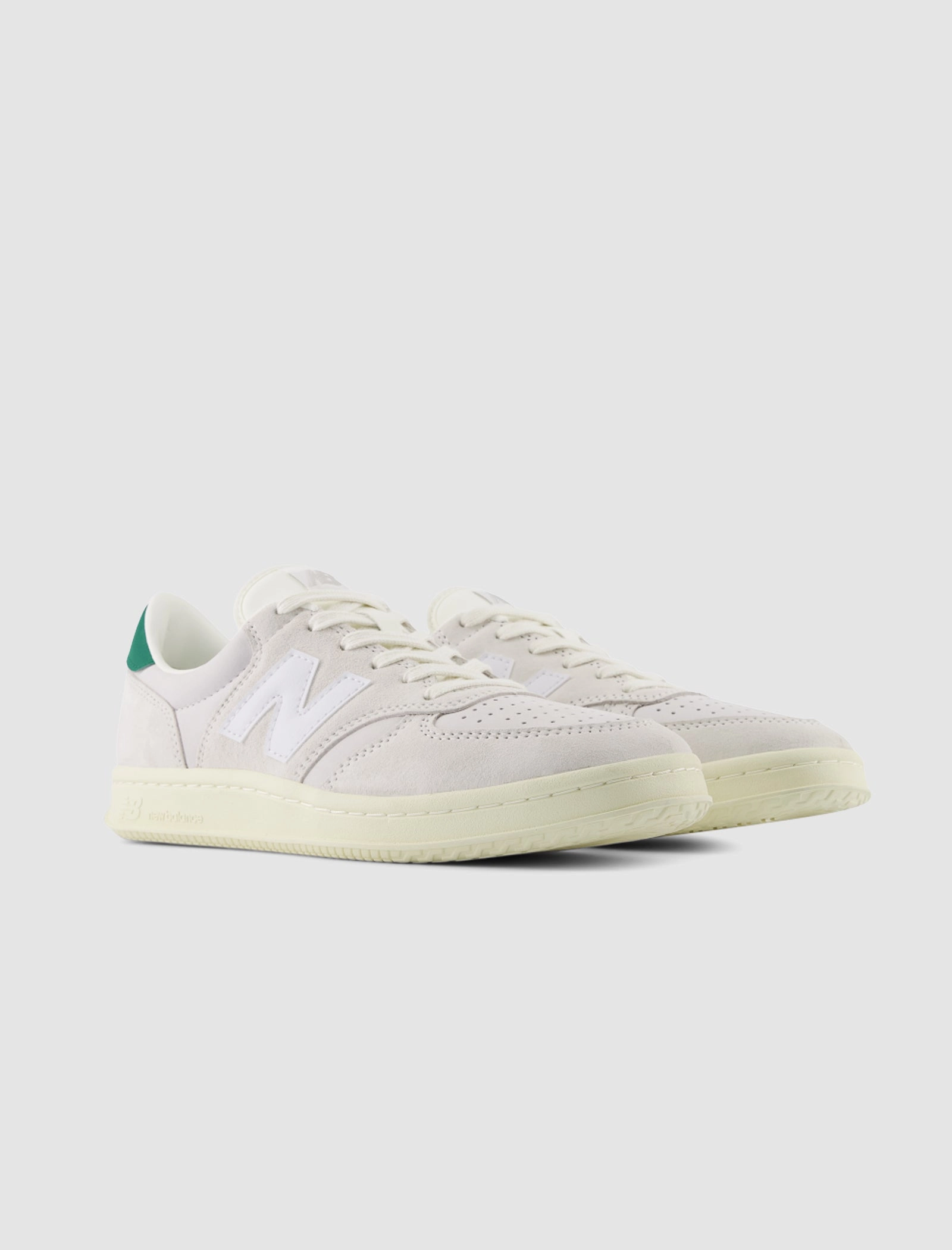 T500 "REFLECTION/NORI/SEA SALT" Nike Air Force One