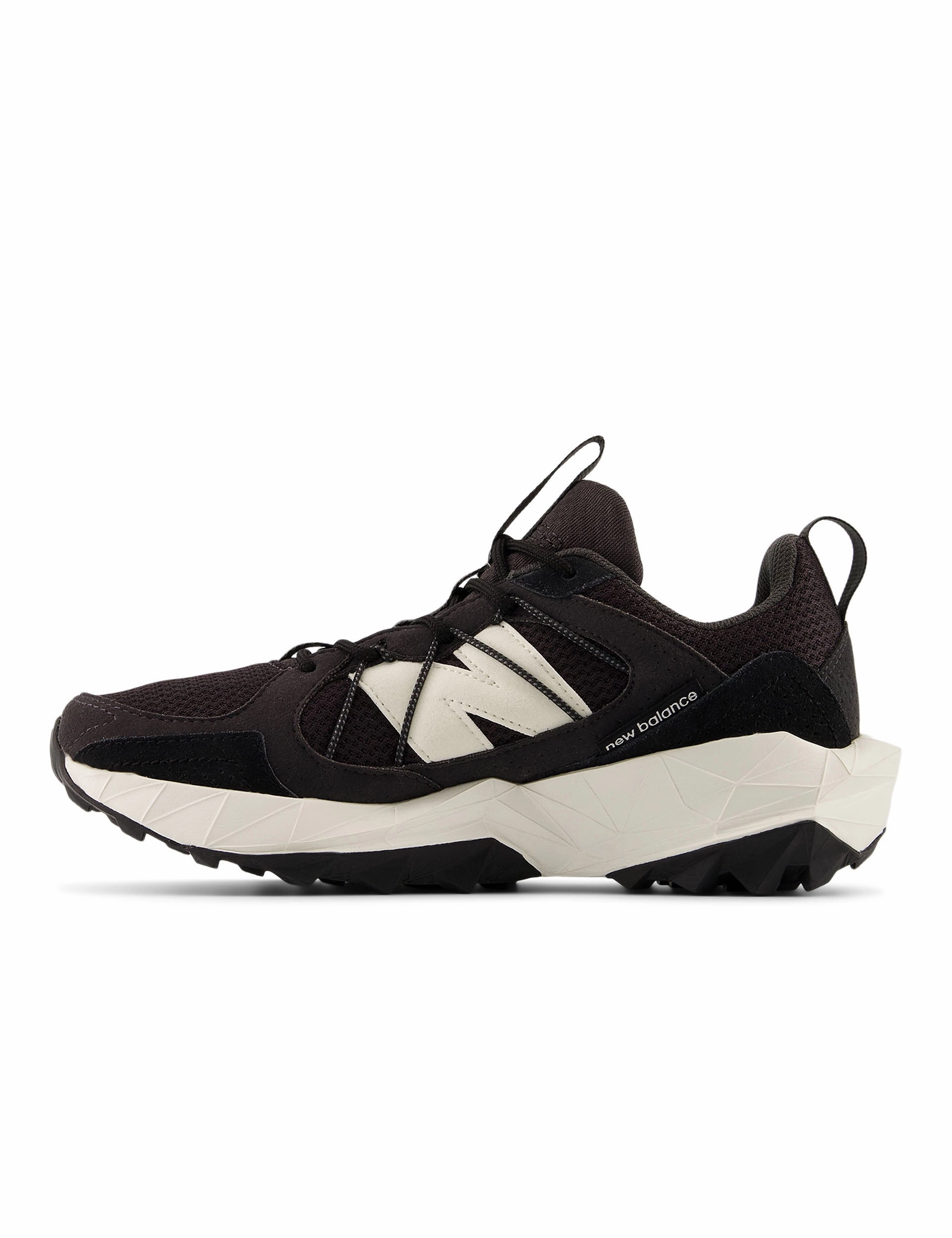 Tektrel Shoes - Black New Balance women's athletic footwear