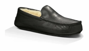 The Mens UGG Ascot (Leather) Slipper  Timeless Style & Everyday Comfort Ugg cozy winter footwear styles