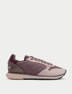 Track & Field - Tesalia Hoff women's fashion sneakers with retro vibe