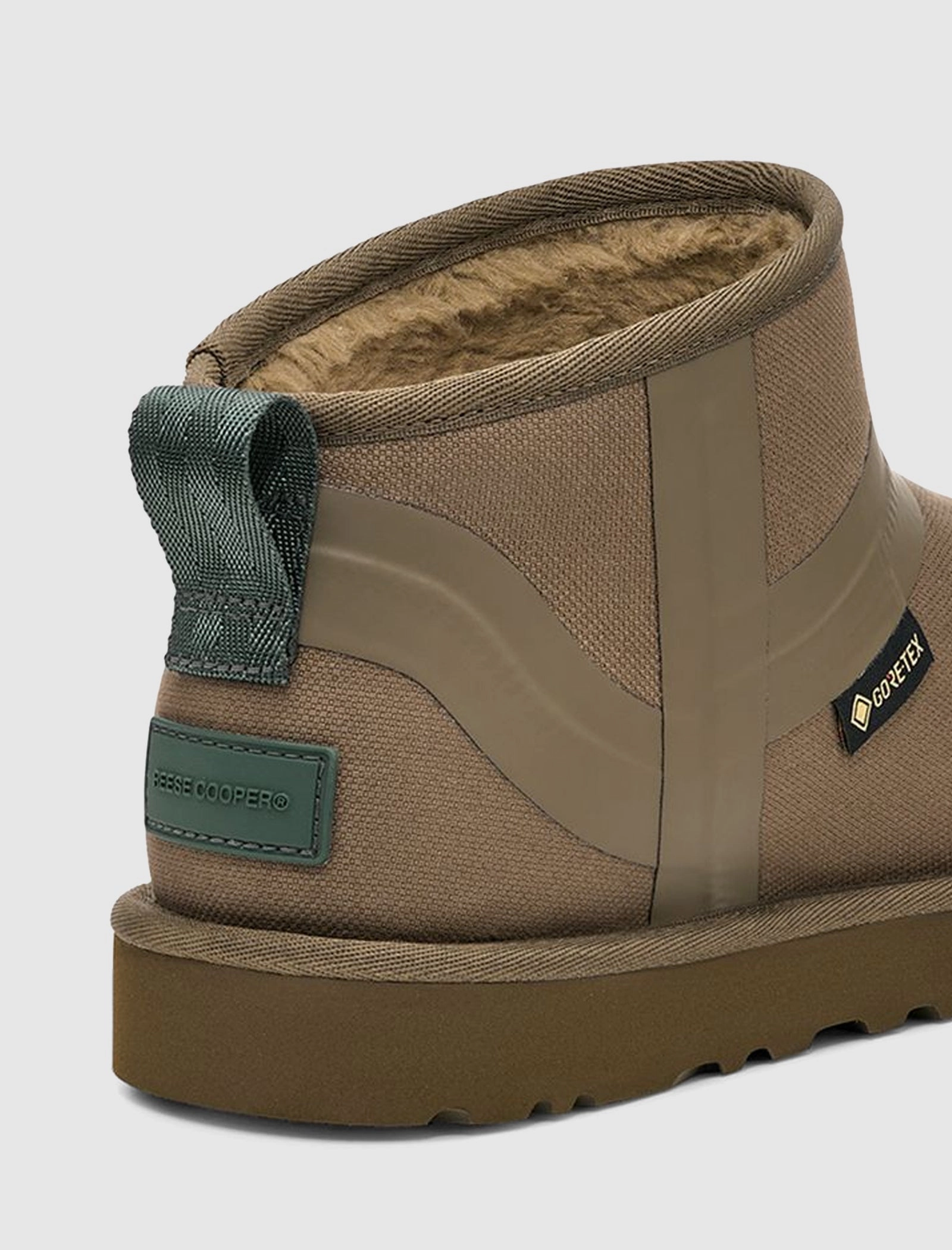 UGG X REESE COOPER ULTRA MINI "KALAMATA" Ugg Signature Range