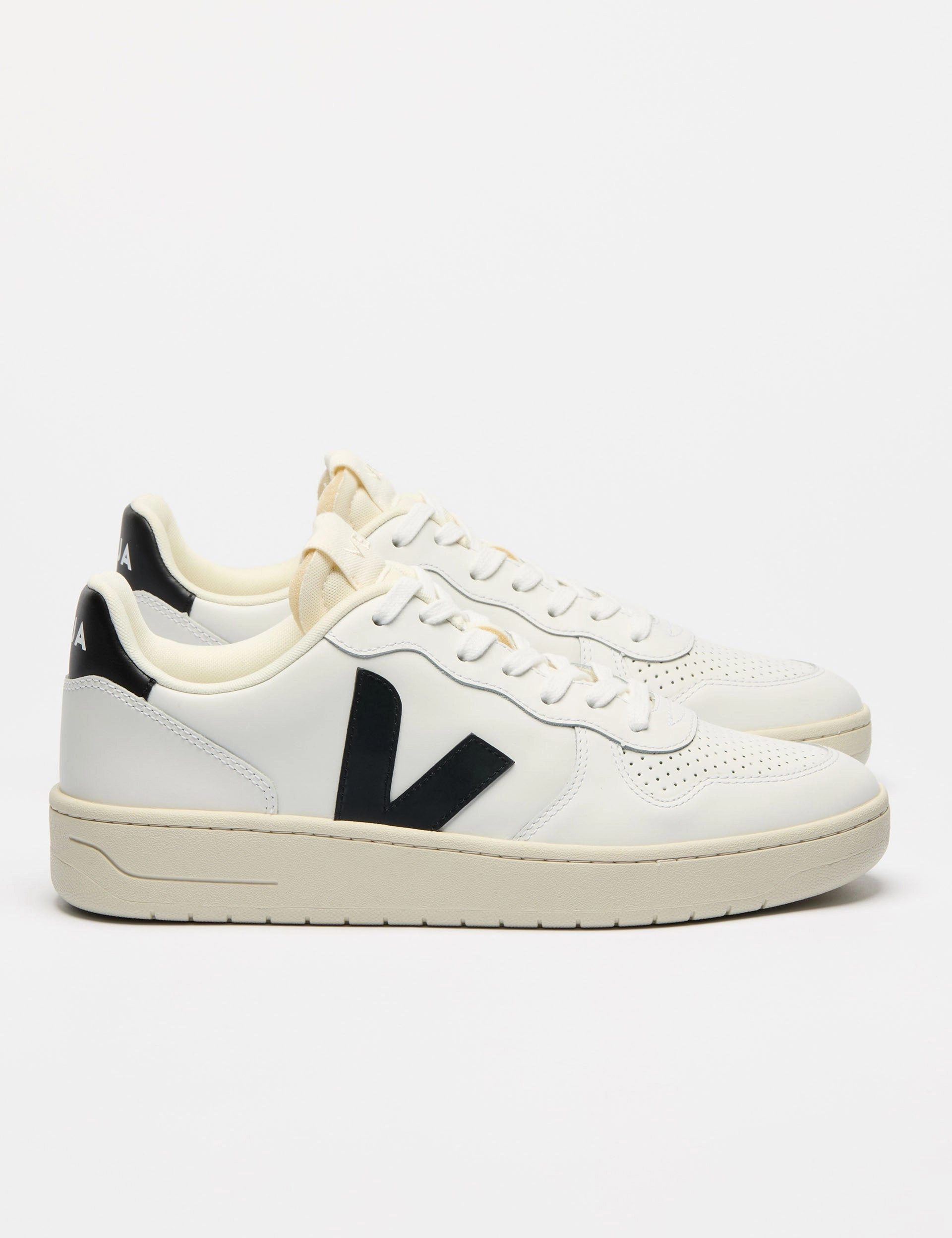 V-10 Leather - White Black Veja women's trendy casual shoes