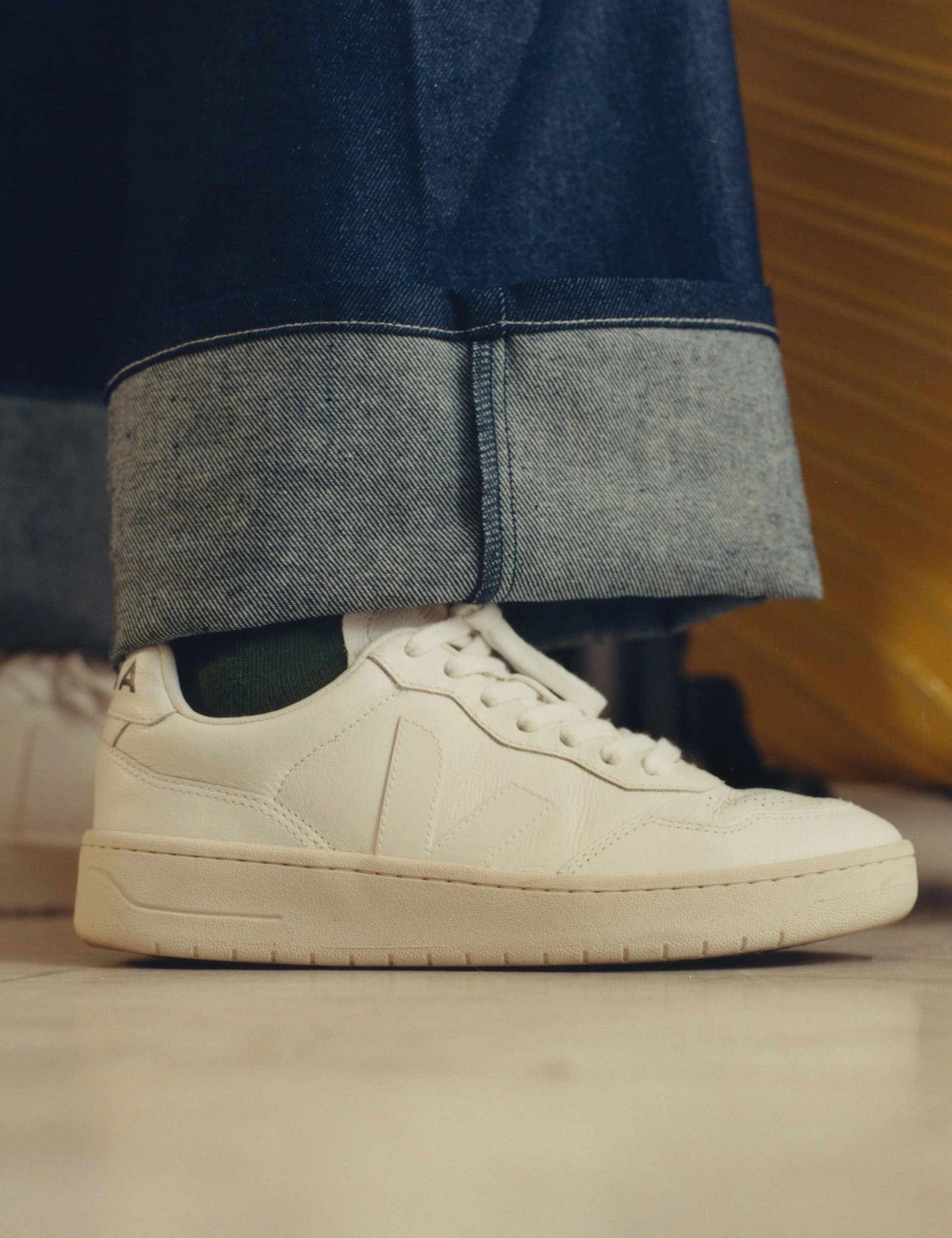 V-90 Leather - White Veja women's trendy casual shoes