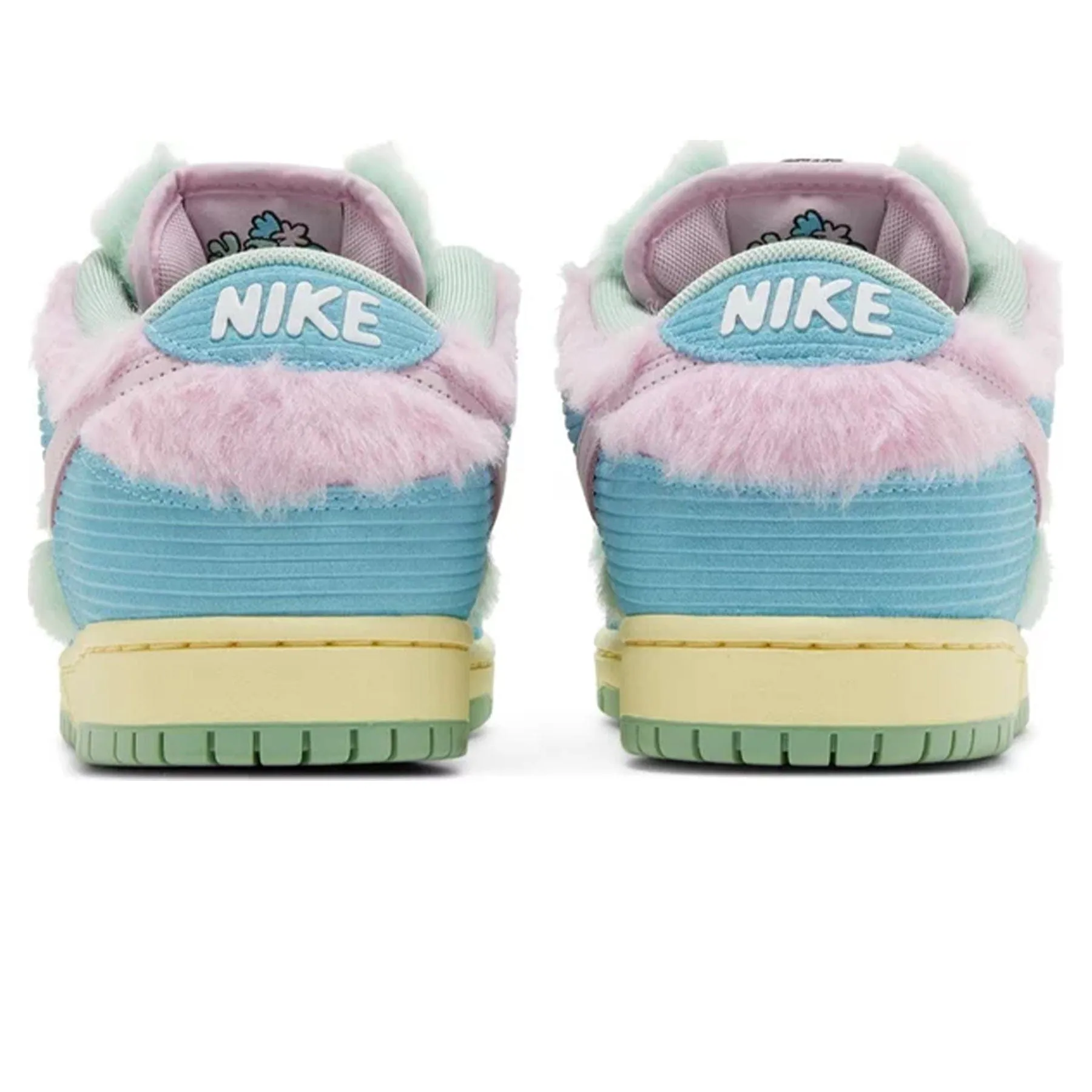 Verdy x Nike Dunk SB Low 'Visty' Nike Dunk stylish shoes