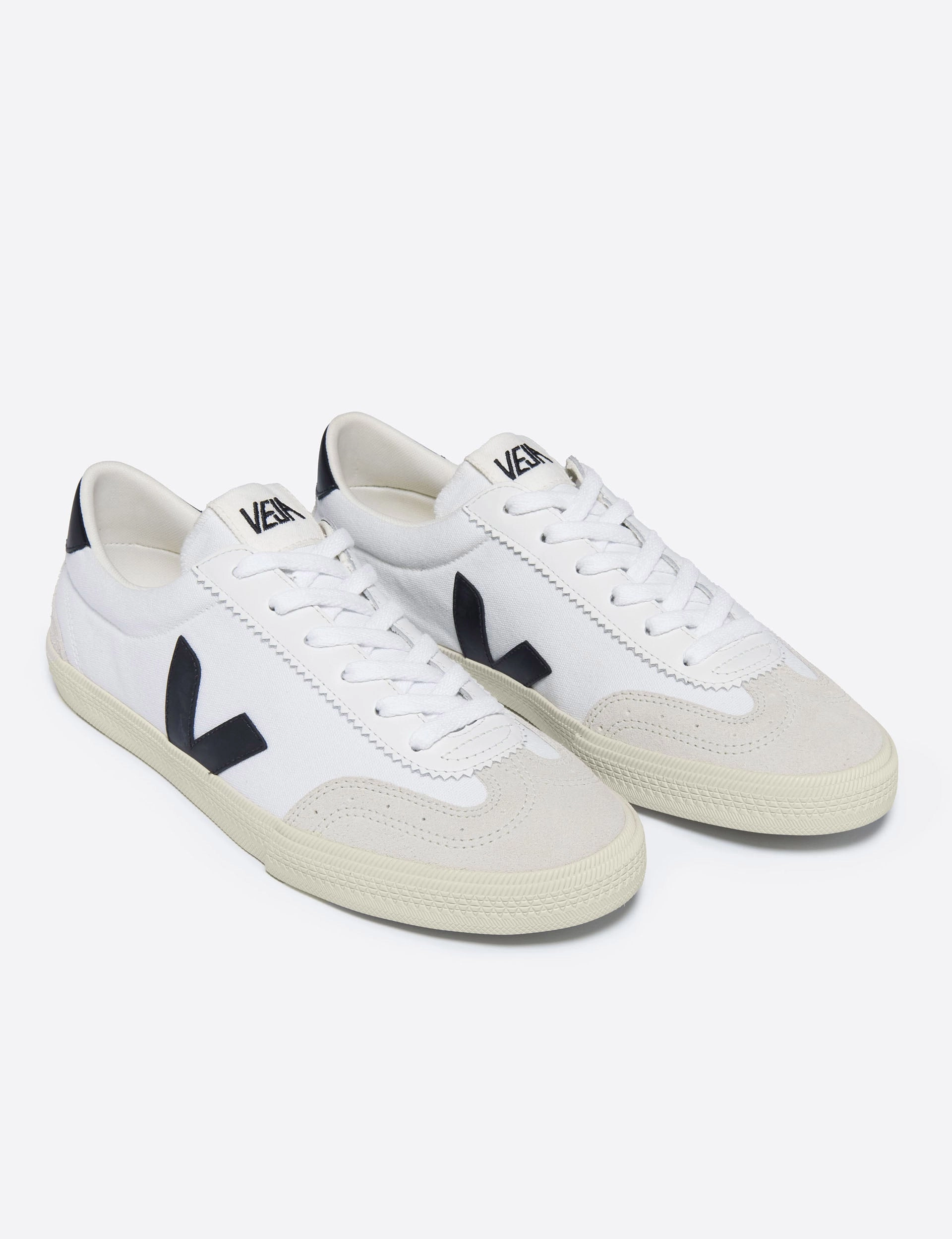 Volley Canvas - White Black Veja women's trendy casual shoes