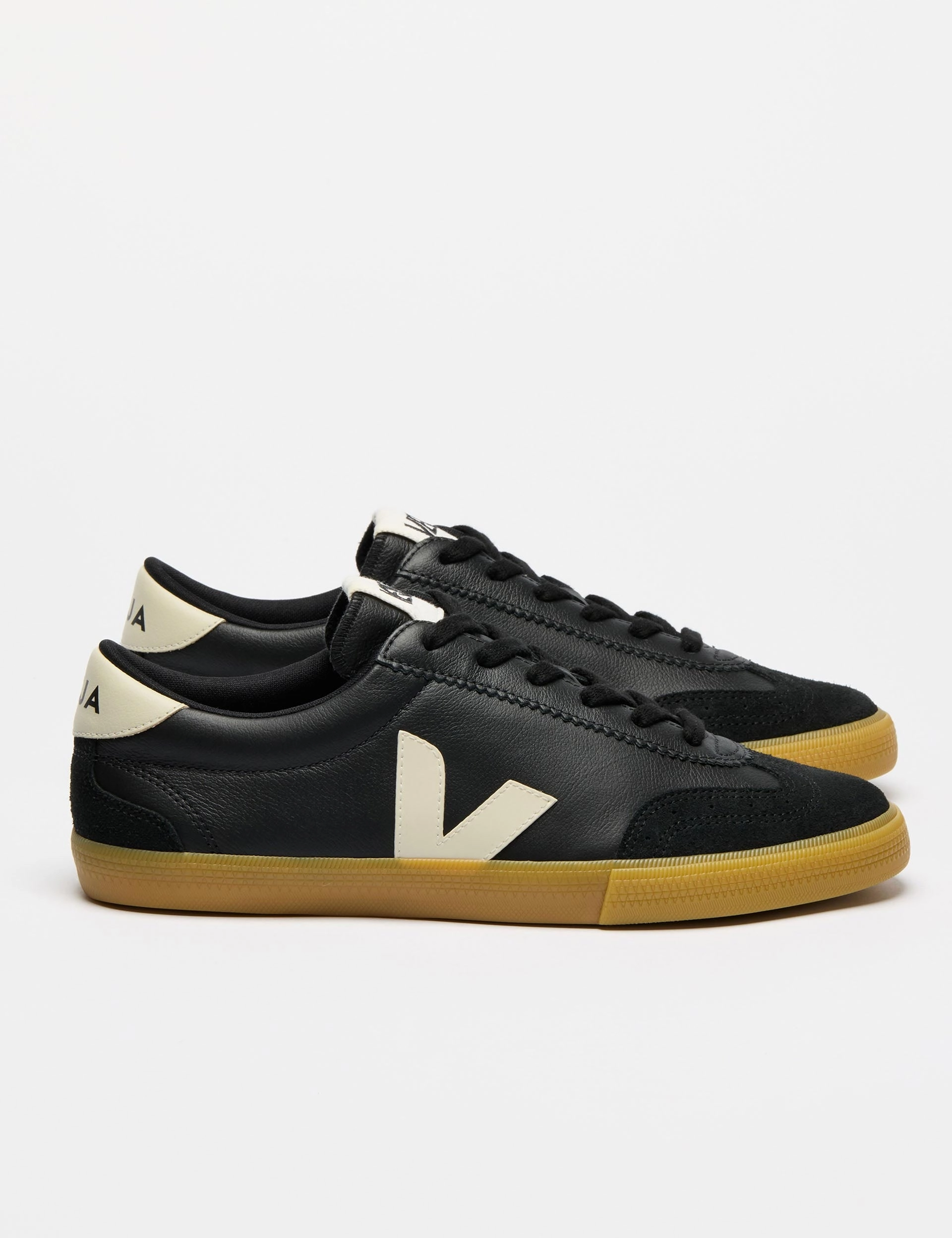 Volley Leather - Black Pierre Veja women's trendy casual shoes