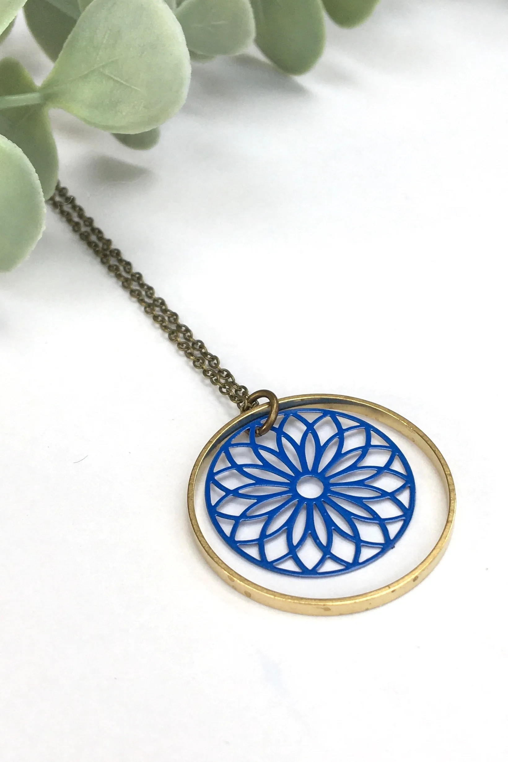 Wine on Sundays Jewelry Filagree Brass Circle Necklace