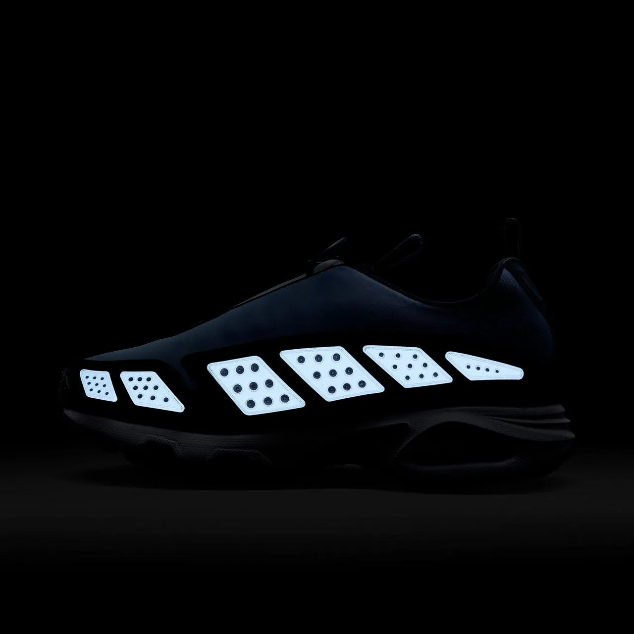 Wmns Air Max SNDR Nike casual lifestyle sneakers