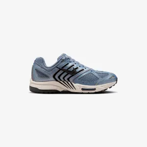 Wmns Air Pegasus 2005 C.O.R Nike shoes blending performance and street flair
