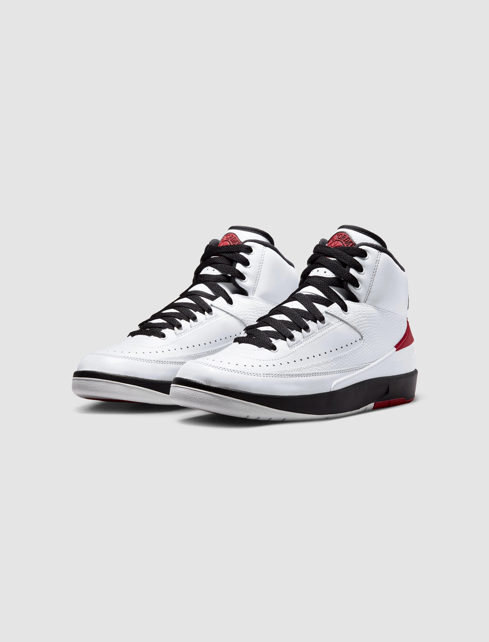 WOMEN'S AIR JORDAN 2 RETRO "CHICAGO" Retro basketball lifestyle shoes
