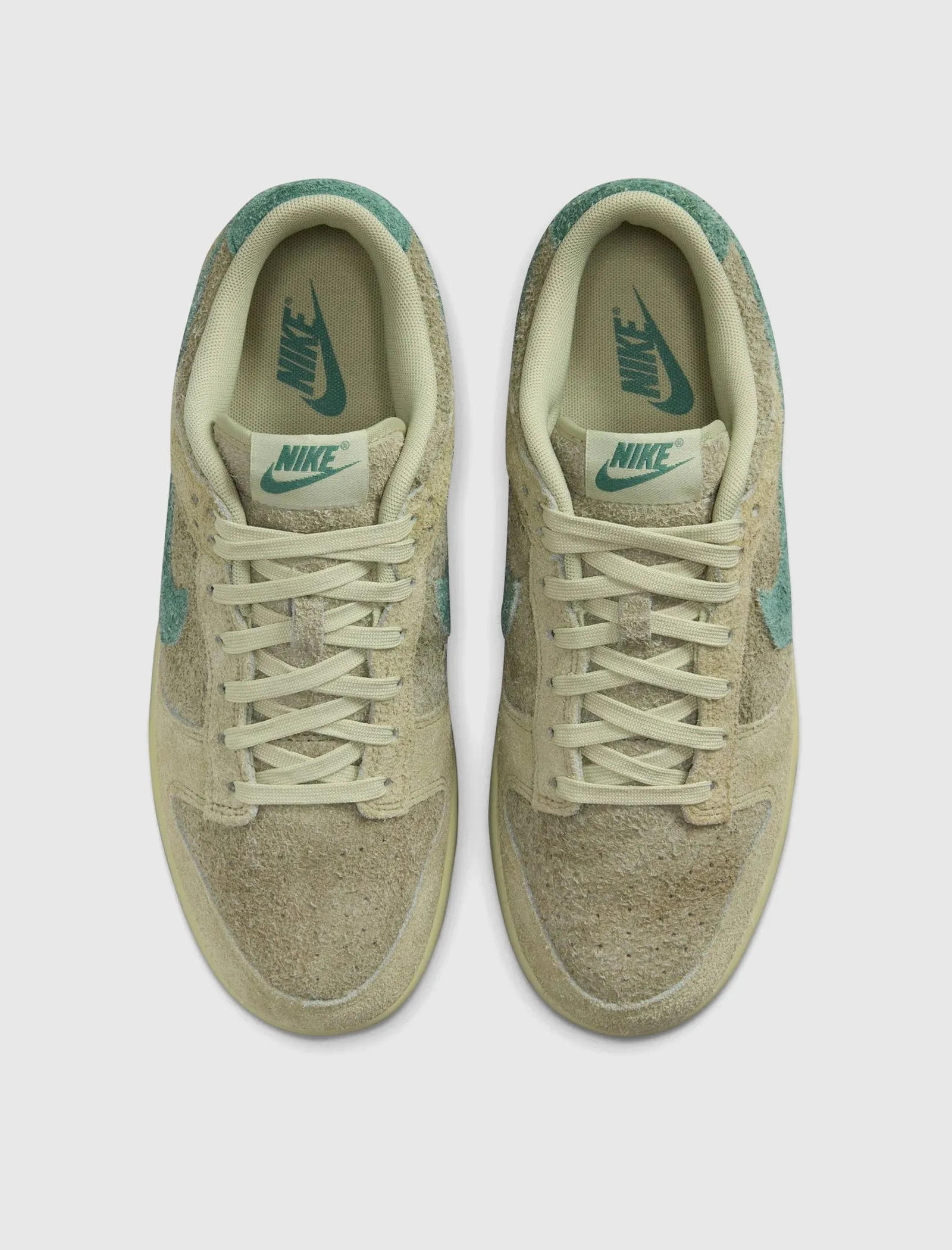 WOMEN'S DUNK LOW "OLIVE AURA/ BICOASTAL / OIL GREEN" Nike sports sneakers