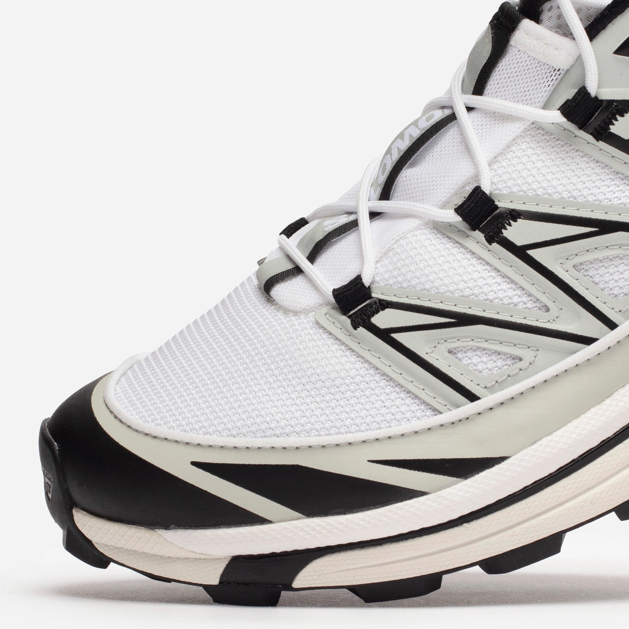 XT-6 Expanse Salomon Adventure Series
