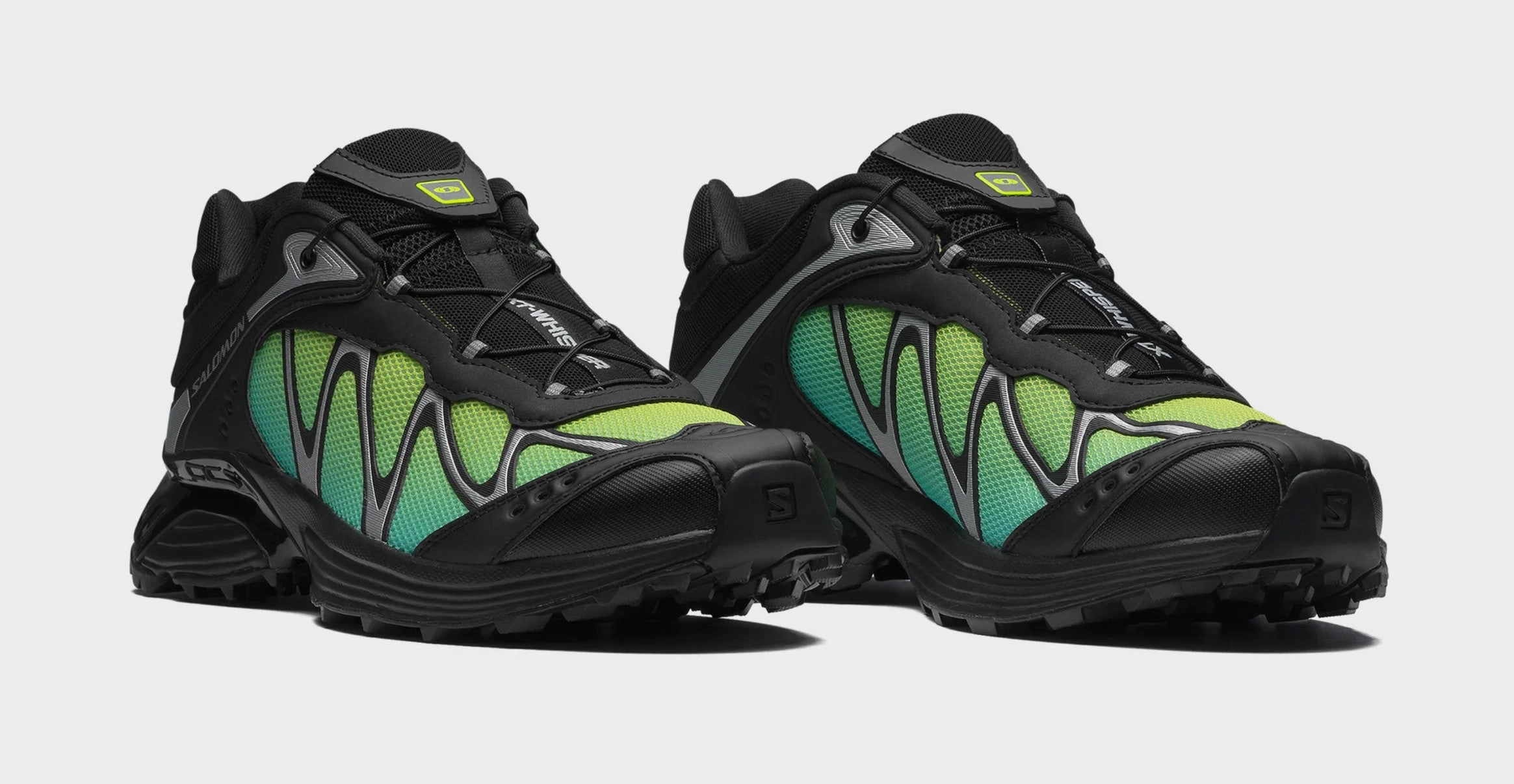 XT Whisper Mens Running Shoes (Black/Iced Aqua/Footwear Silver) Salomon Performance Line