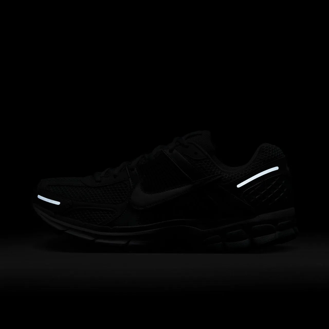 Zoom Vomero 5 Nike casual lifestyle sneakers